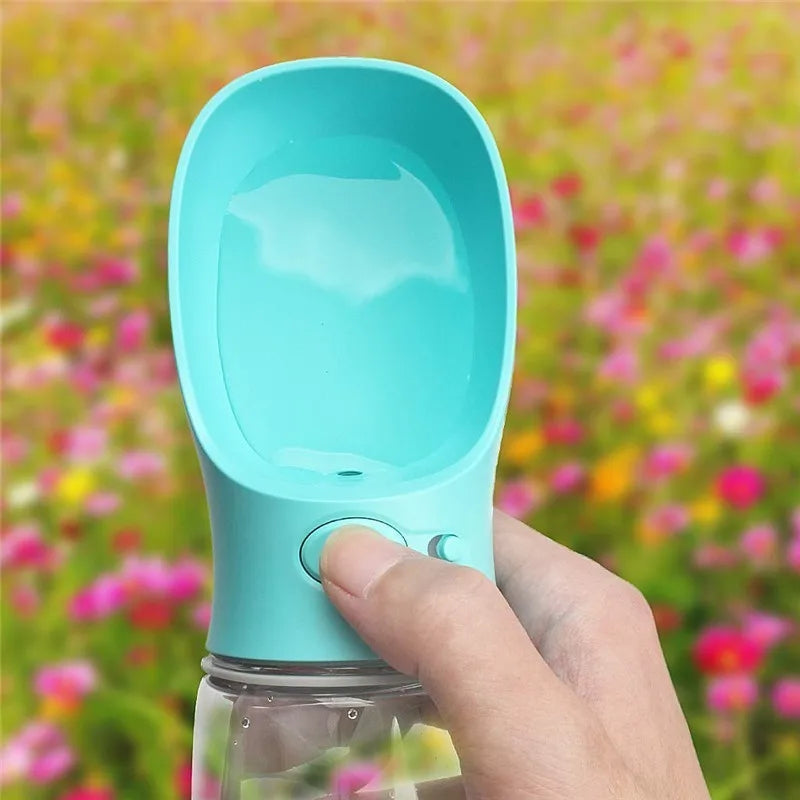 350/550/1000ML Portable Pet Water Bottle For Small and Large Dogs, great for Traveling with Puppies and Cats Drinking Bowl Bulldog Water Dispenser Feeder.