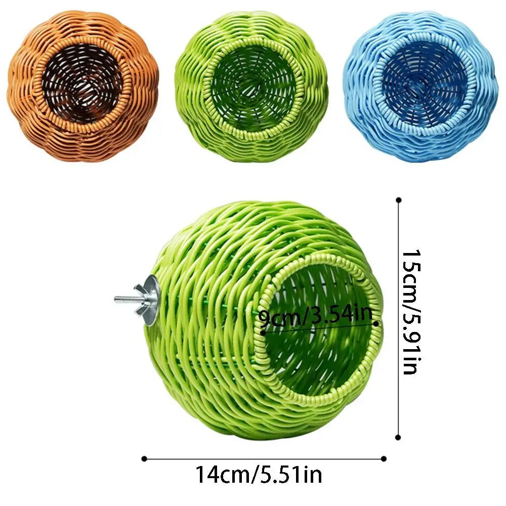 Hanging Spherical Imitation Woven Bird Nest, Hanging Wear-resistant Bird Breeding Nest, Comfortable, Breathable, a Handwoven Bird House