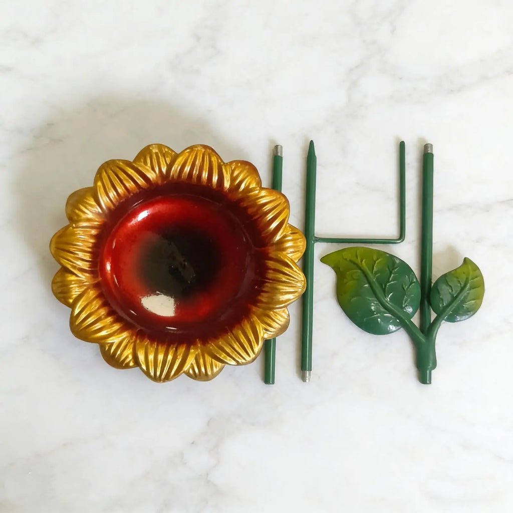 Bird Drinking Station, Metal Sunflower Water Stand, Bird Bath Decorative Bowl For Hummingbird, Finch, Chickadee, Bee